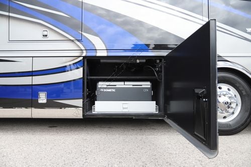 2023 Newmar London Aire 4551