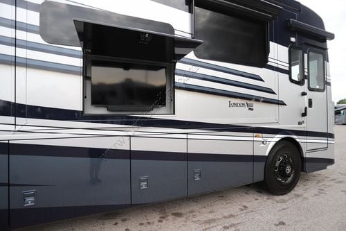 2026 Newmar London Aire 4540