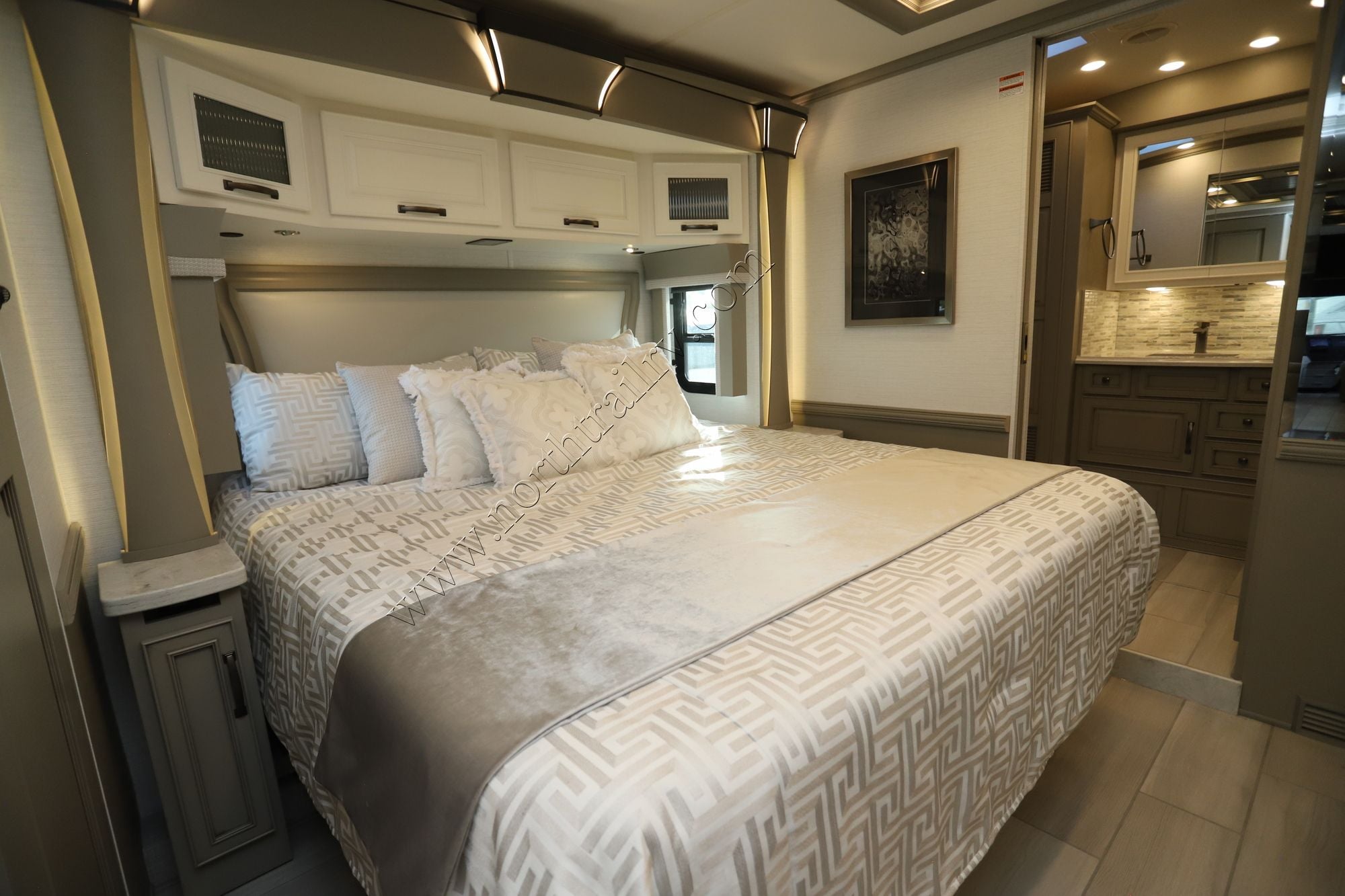 New 2026 Newmar Dutch Star 4340 Class A  For Sale