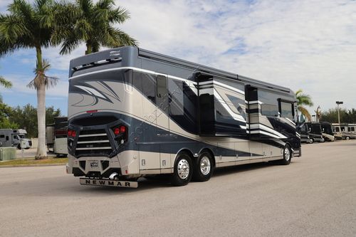2026 Newmar Dutch Star 4369 Class A