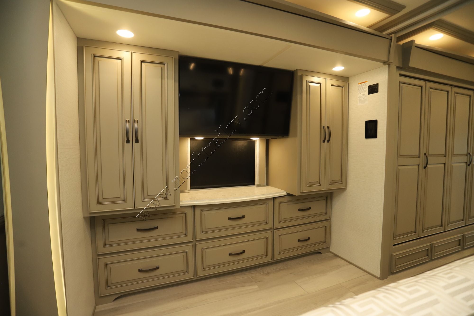 New 2026 Newmar Dutch Star 4340 Class A  For Sale