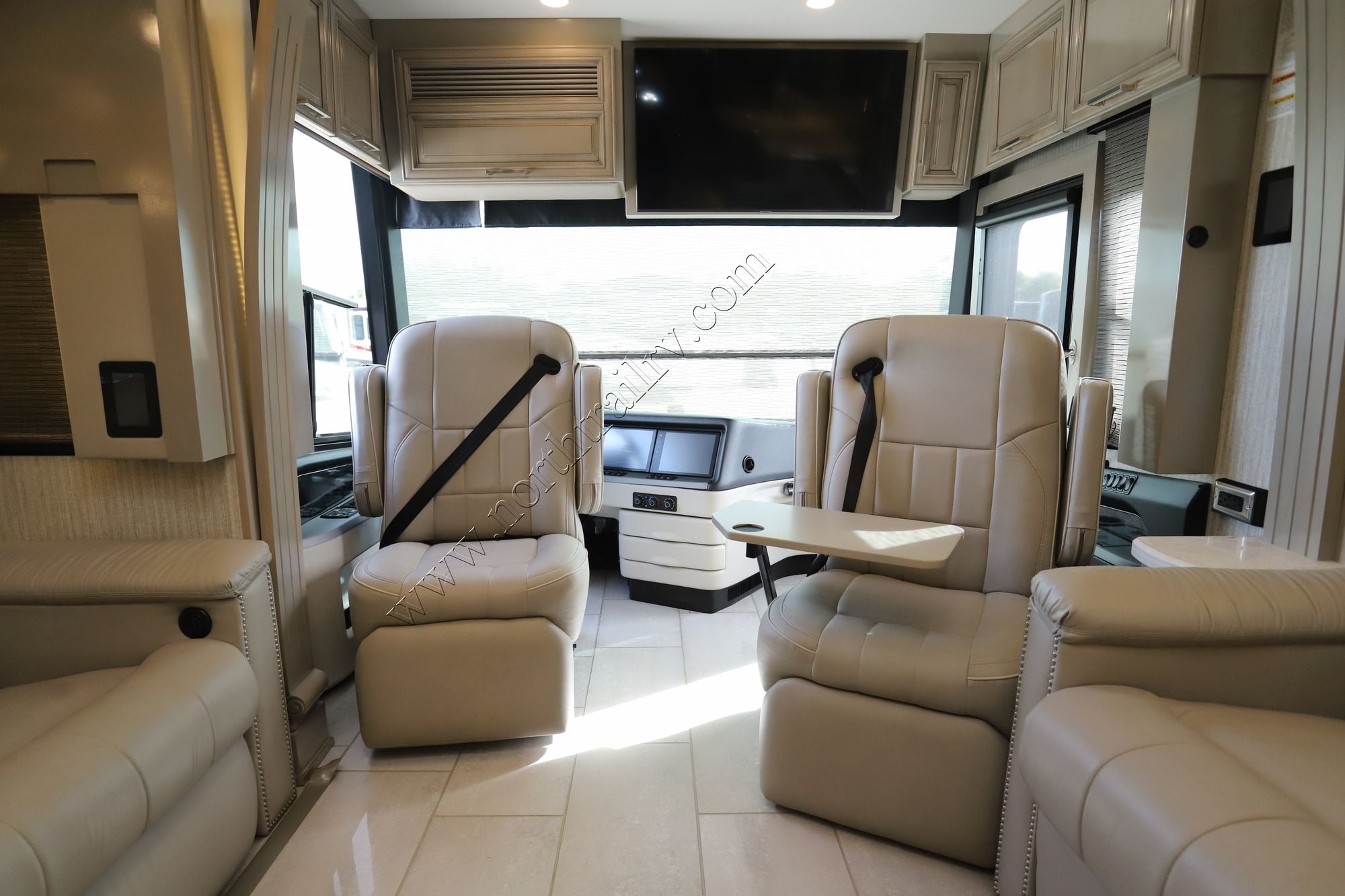 Used 2023 Newmar London Aire 4551 Class A  For Sale