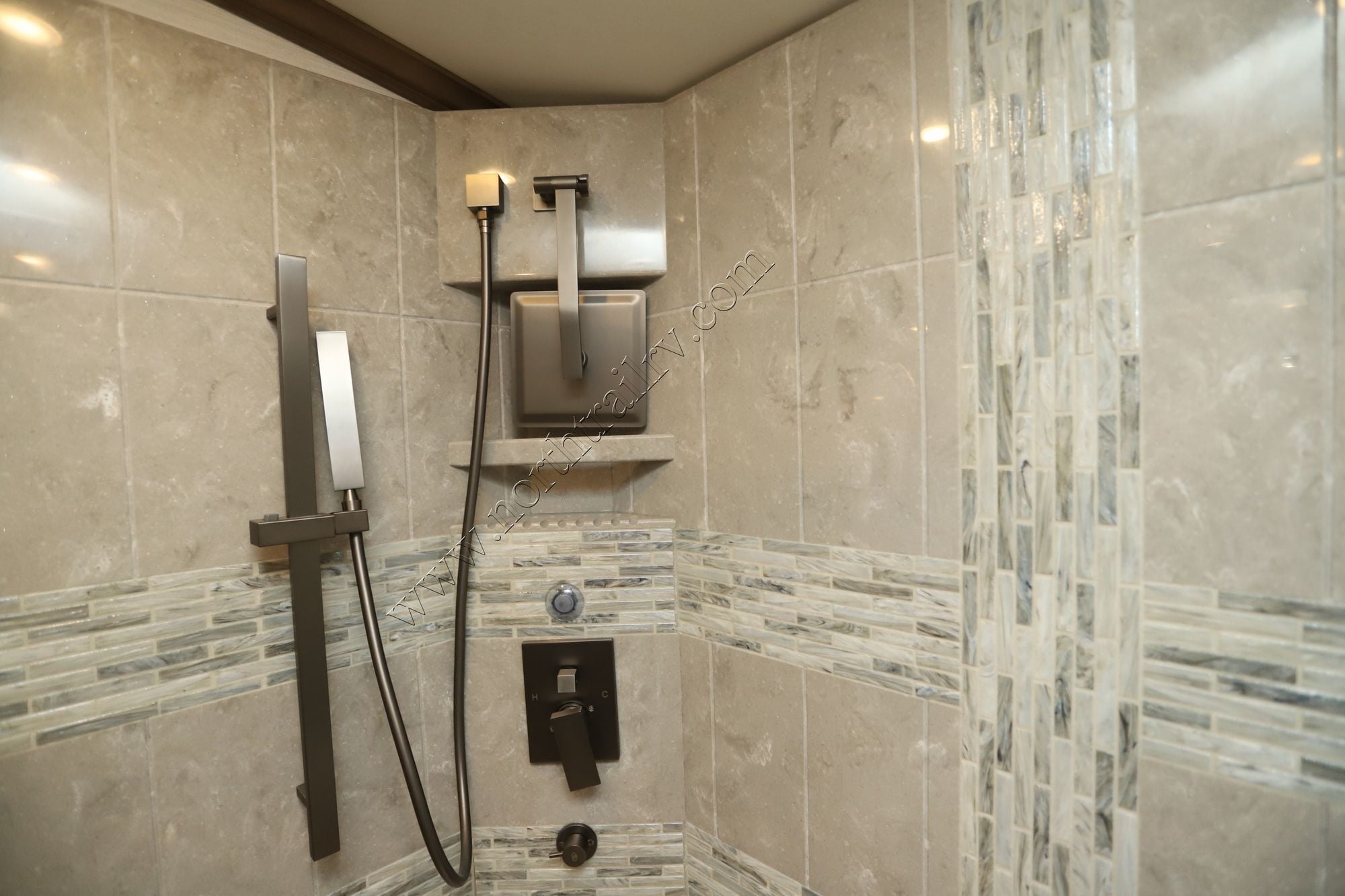 New 2026 Newmar Dutch Star 4369 Class A  For Sale