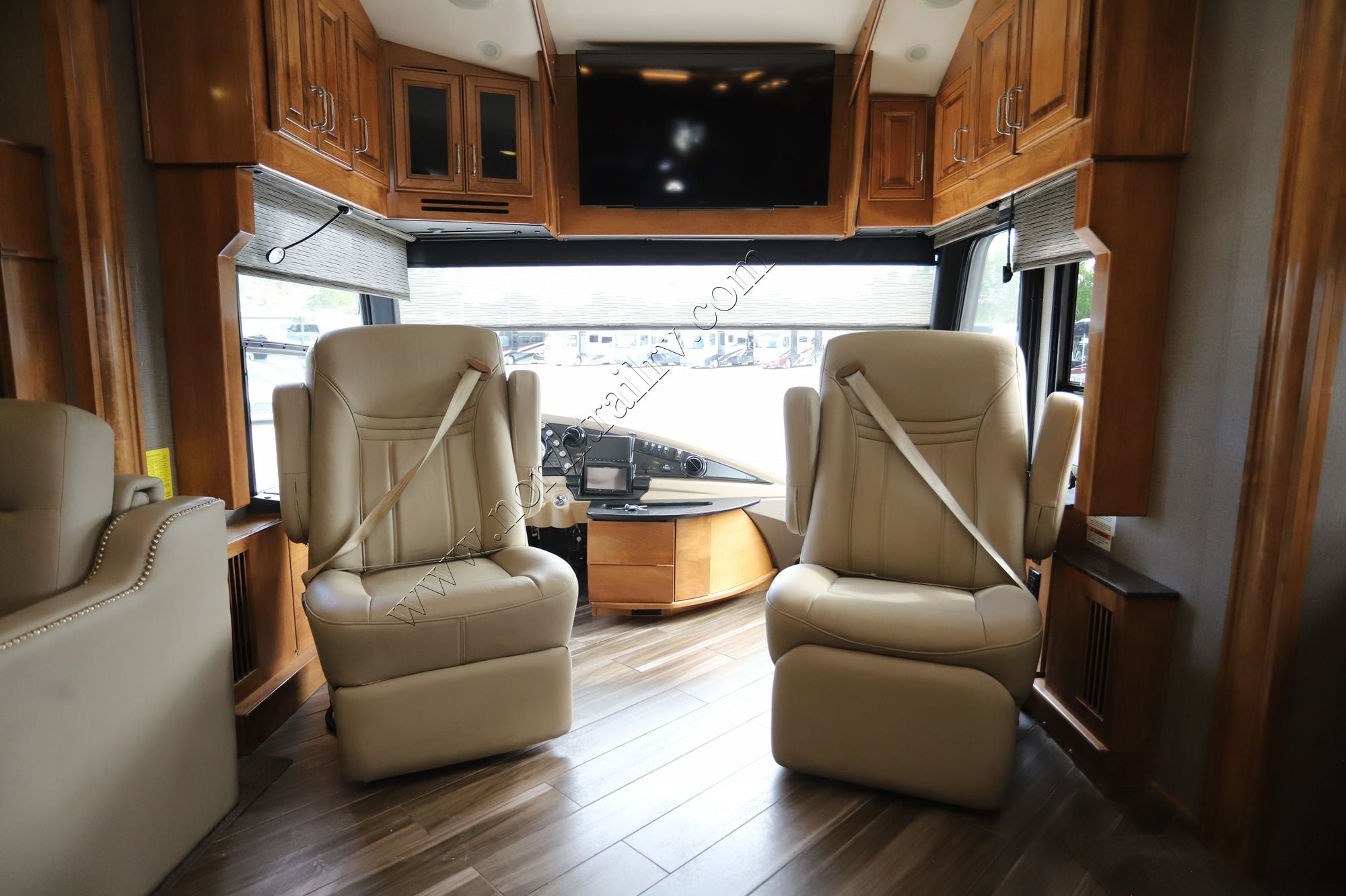 Used 2016 American Coach Allegiance 39A Class A  For Sale