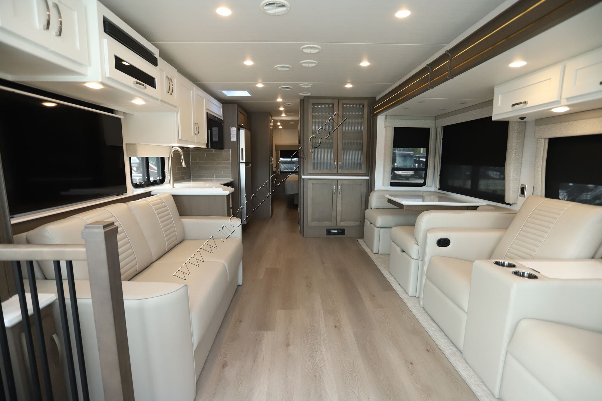 New 2026 Newmar Bay Star 3626 Class A  For Sale