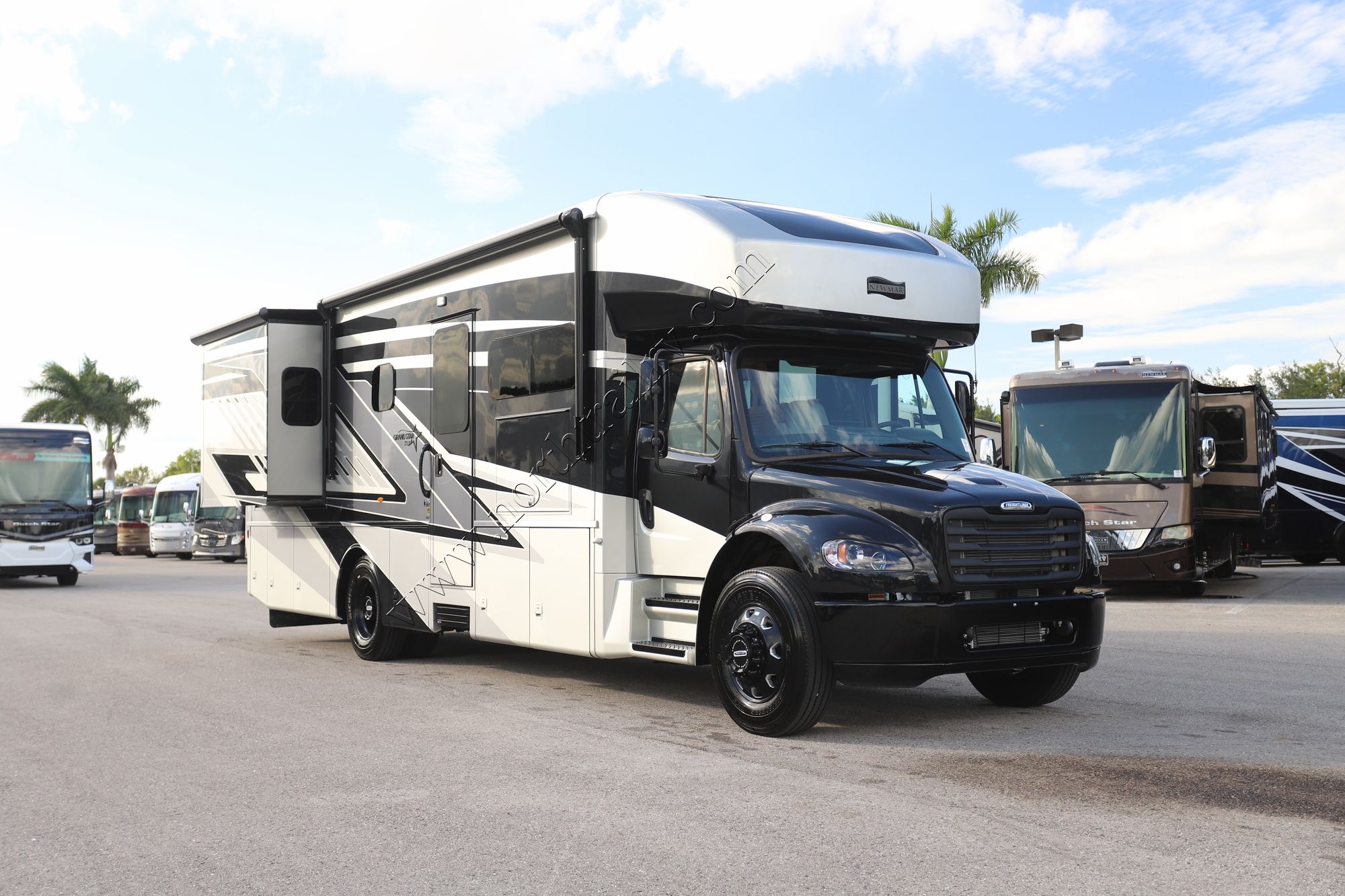 New 2026 Newmar Grand Star 3444 Super C  For Sale