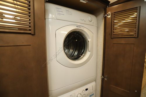 2020 Newmar Mountain Aire 4551