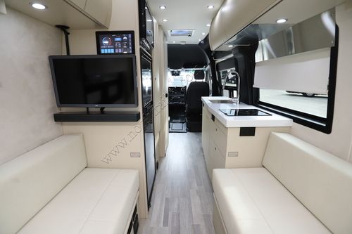 2023 Pleasure-Way Plateau TS