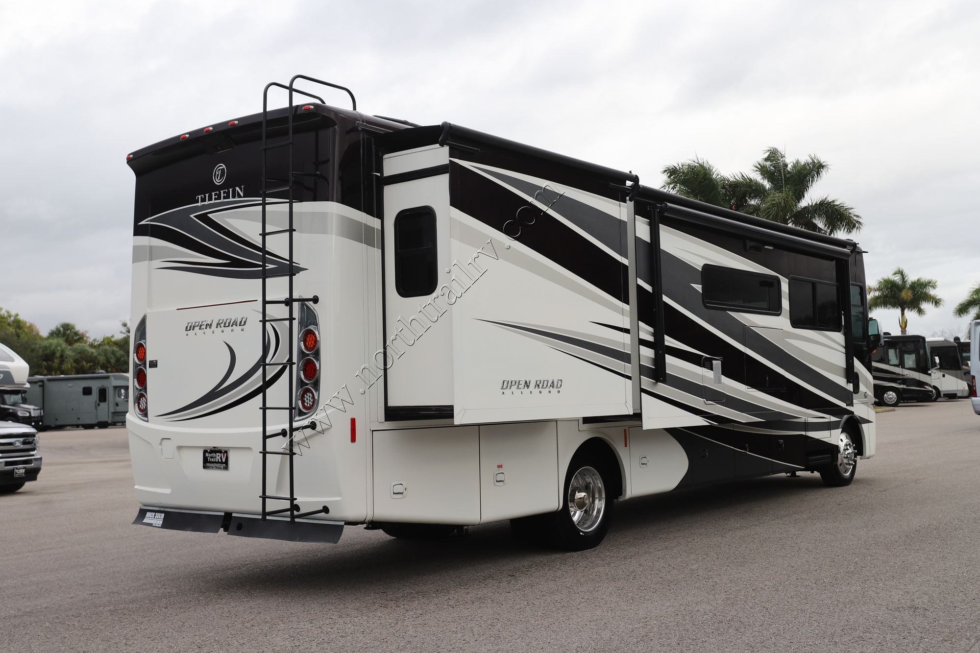Used 2019 Tiffin Motor Homes Allegro 34PA Class A  For Sale