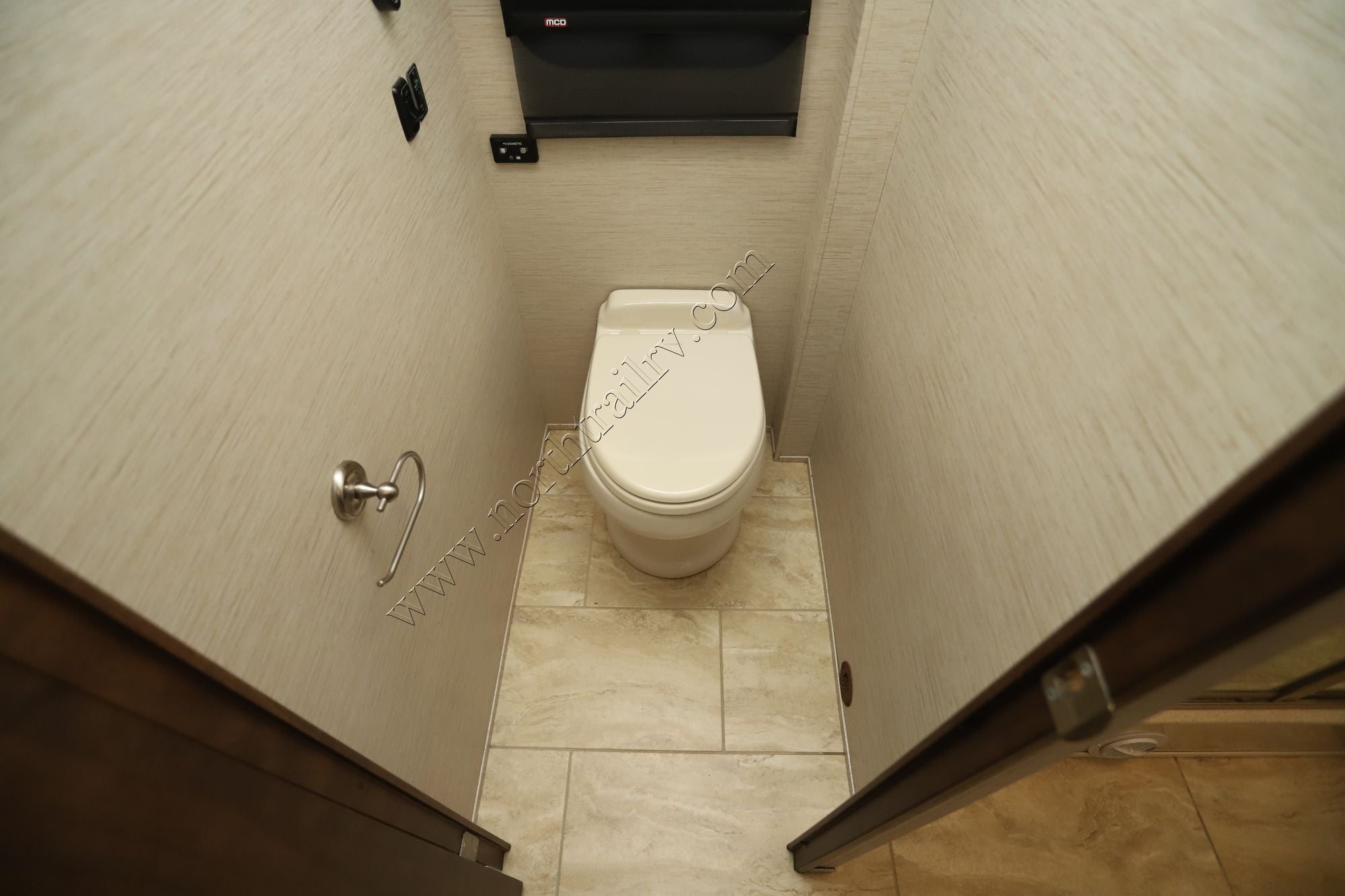 Used 2018 Newmar Ventana Le 4048 Class A  For Sale