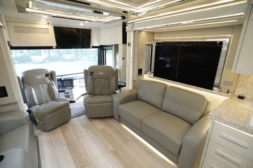 2023 Newmar King Aire 4531