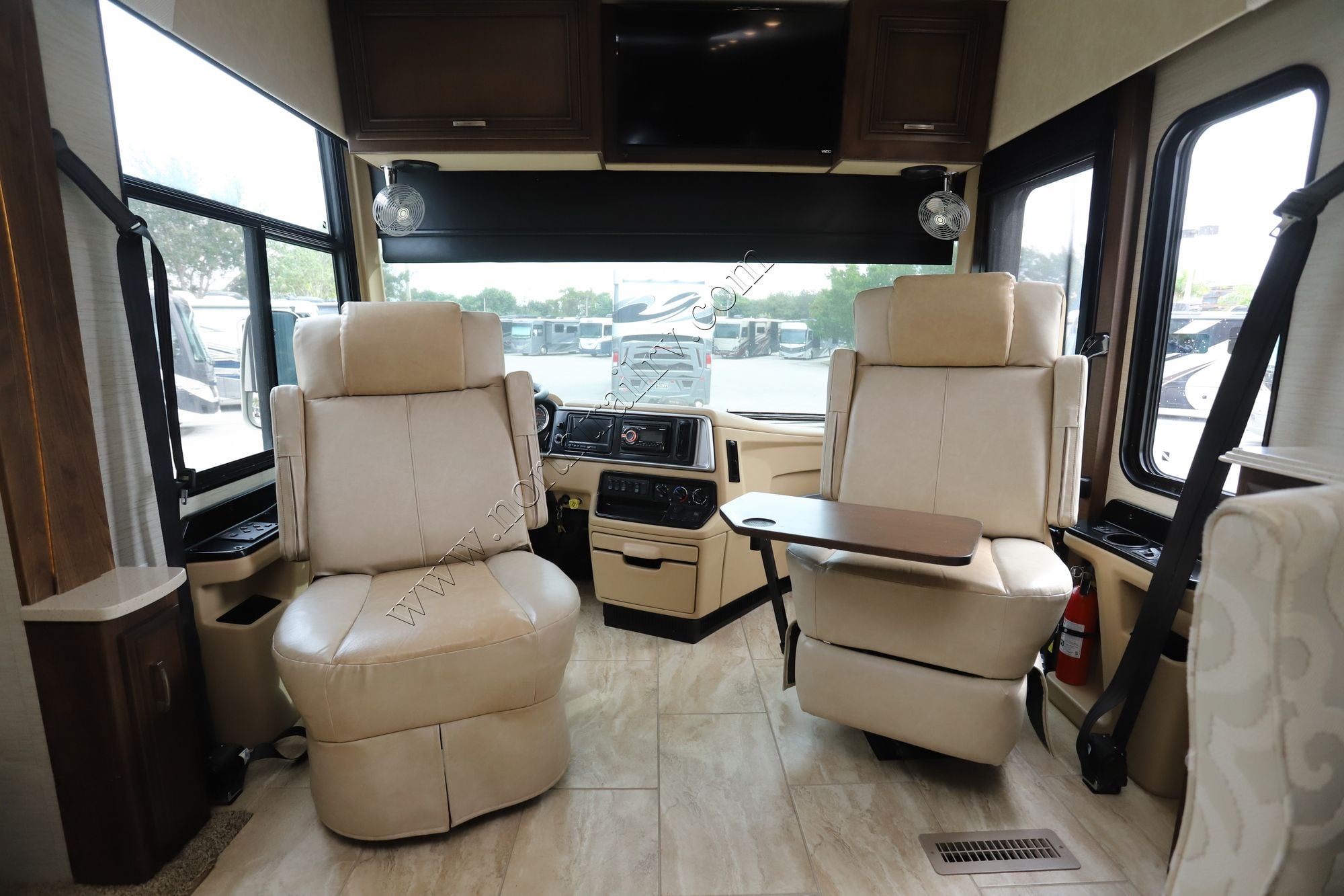 Used 2018 Newmar Ventana Le 4048 Class A  For Sale