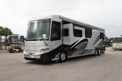 2020 Newmar Mountain Aire 4551