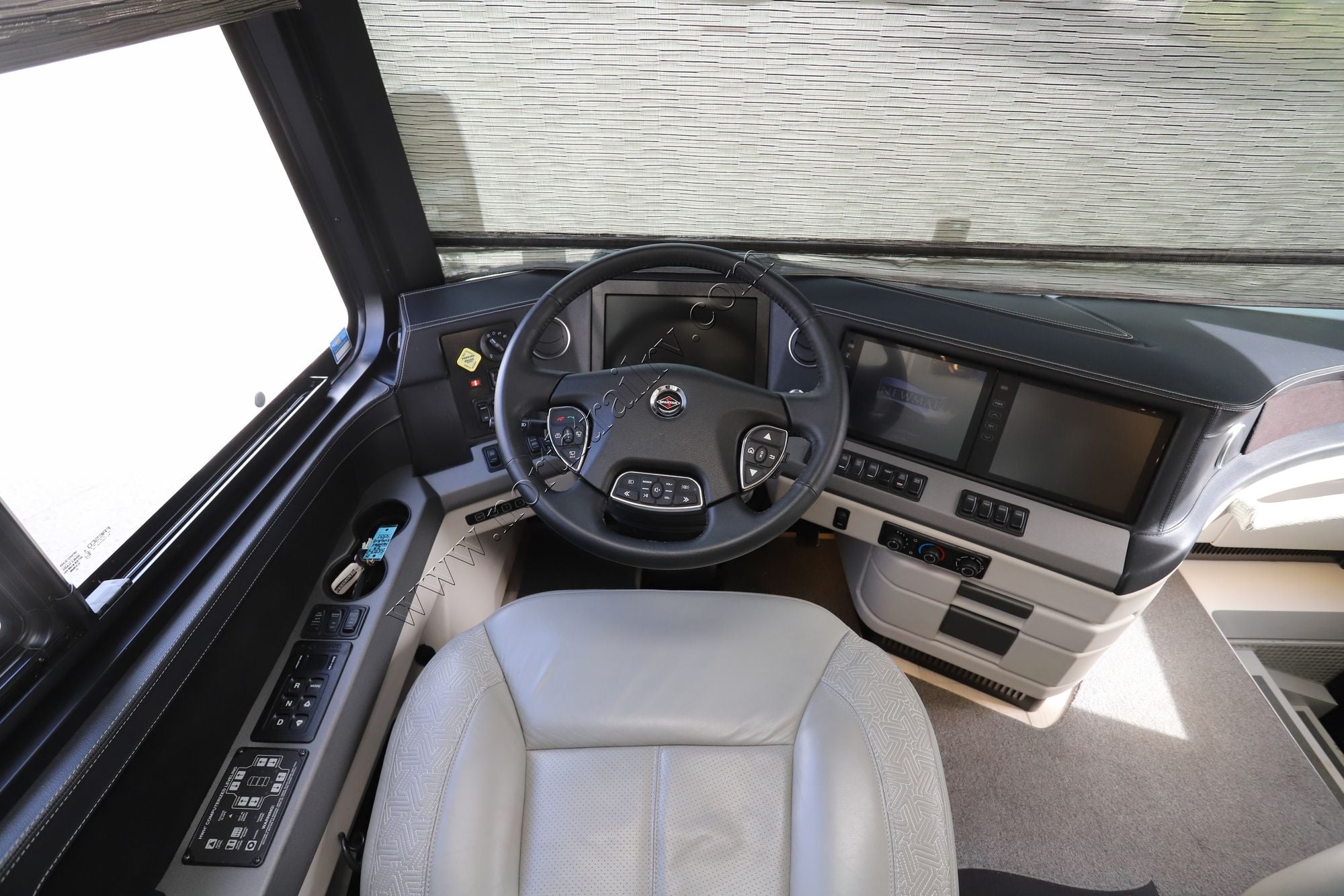 Used 2023 Newmar King Aire 4531 Class A  For Sale