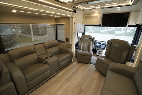 2023 Newmar King Aire 4531