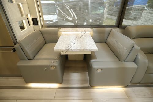 2023 Newmar King Aire 4531