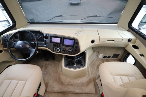 2019 Tiffin Motor Homes Allegro 34PA
