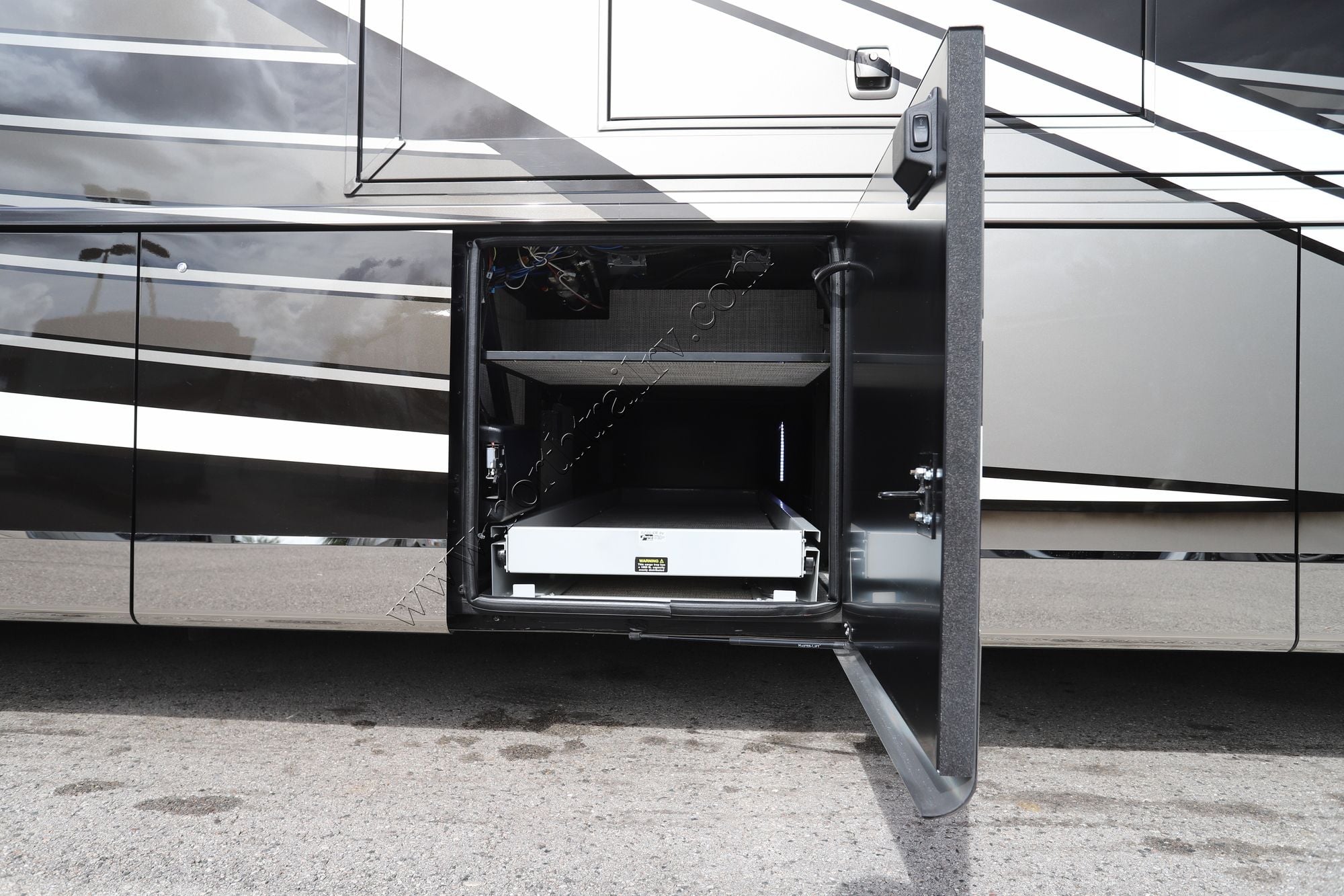 Used 2023 Newmar King Aire 4531 Class A  For Sale