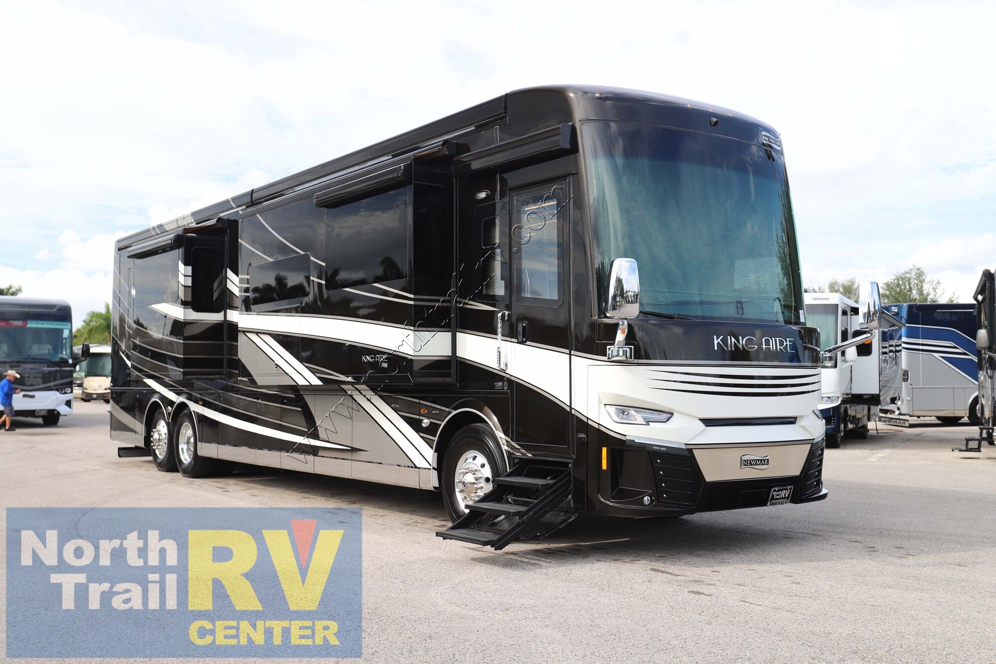 Used 2023 Newmar King Aire 4531 Class A  For Sale