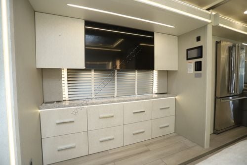 2023 Newmar King Aire 4531