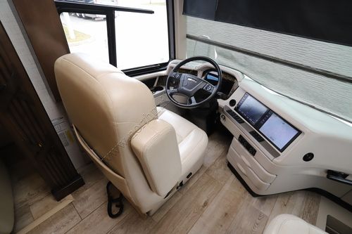 2020 Newmar Mountain Aire 4551