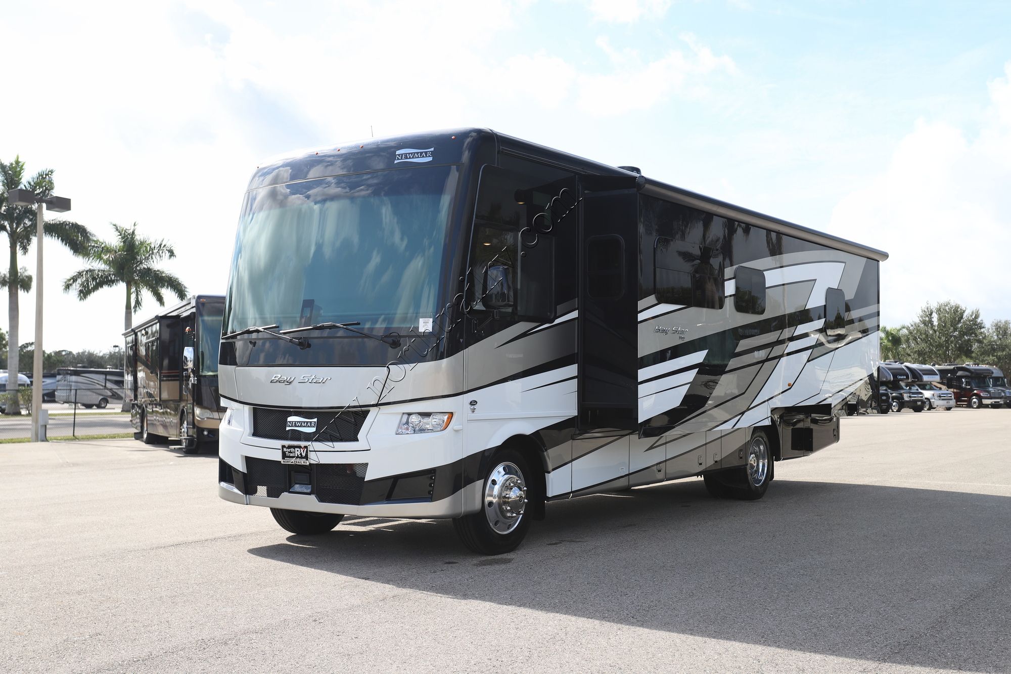 New 2026 Newmar Bay Star 3114 Class A  For Sale