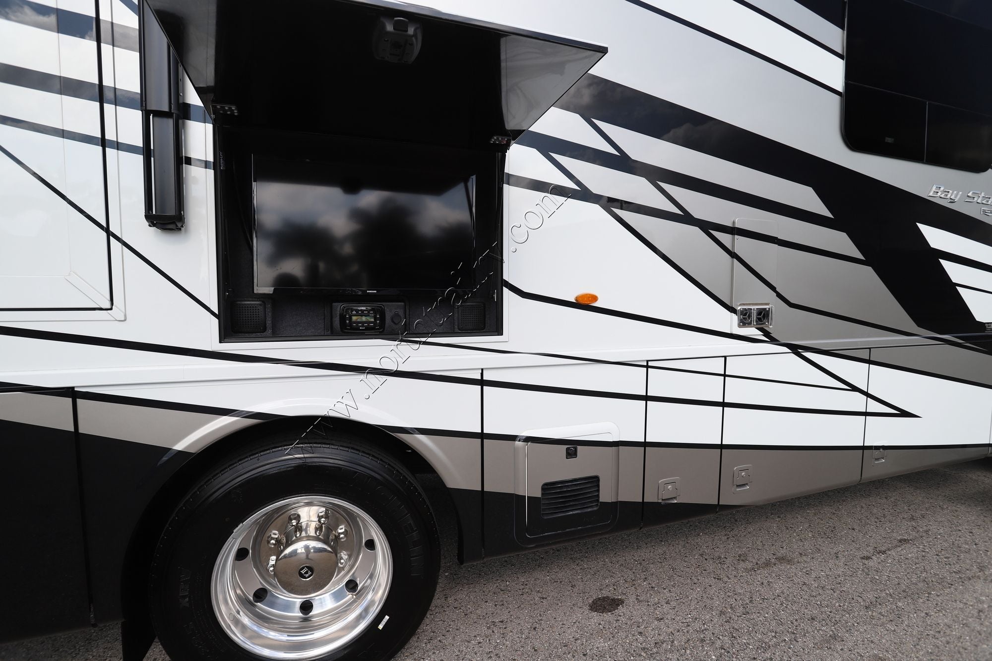 New 2026 Newmar Bay Star 3114 Class A  For Sale