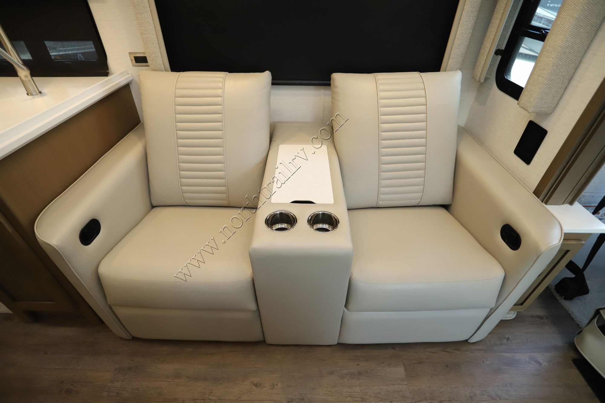 New 2026 Newmar Bay Star 3114 Class A  For Sale