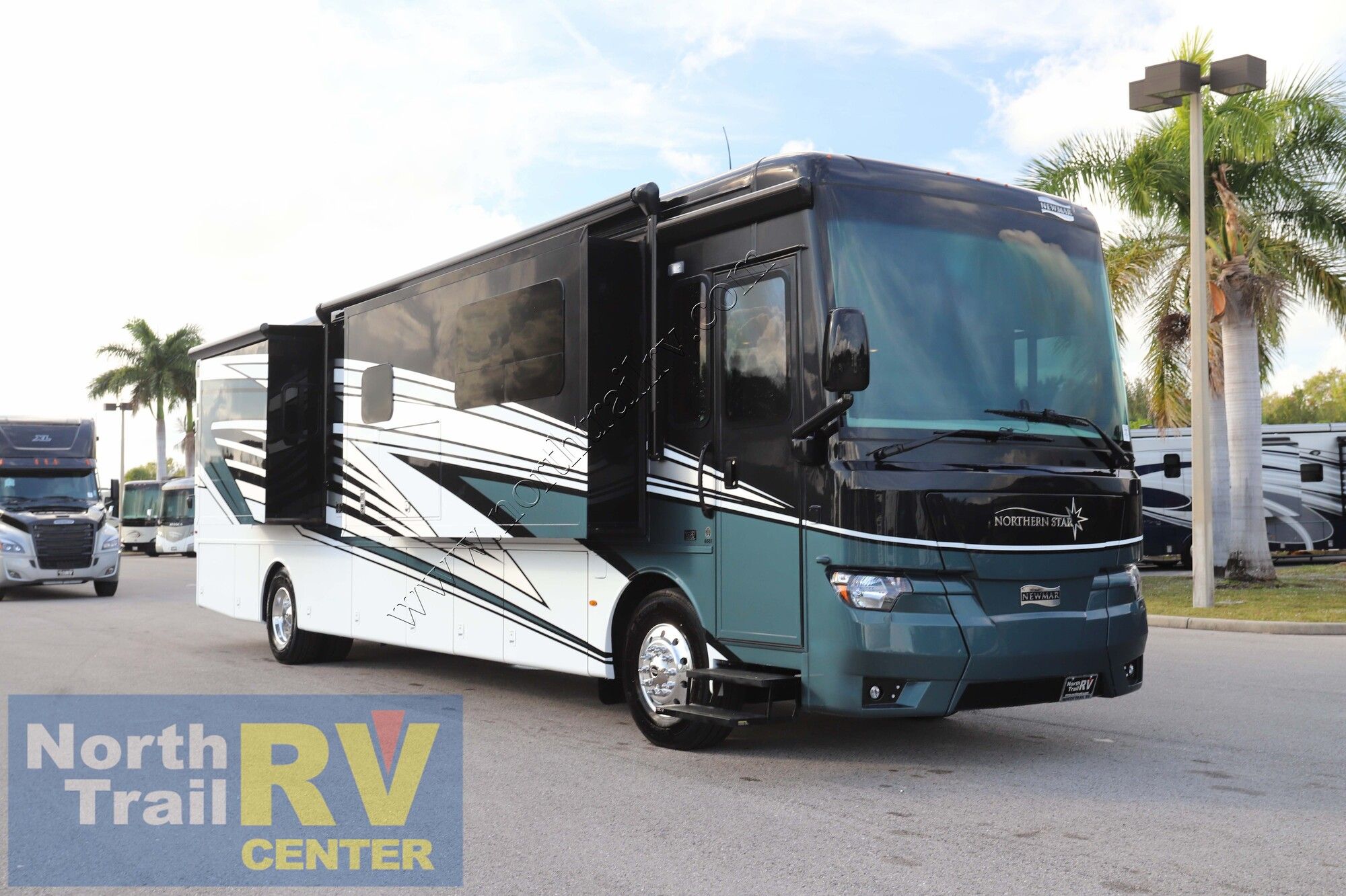 Used 2025 Newmar Northern Star 4037 Class A  For Sale