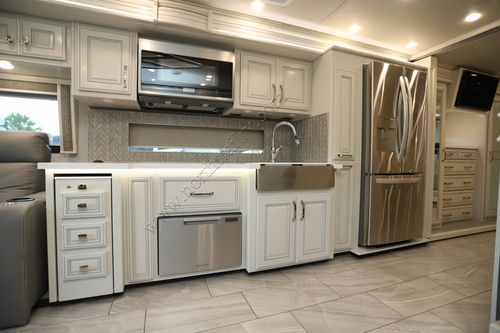 2024 Holiday Rambler Armada 40M