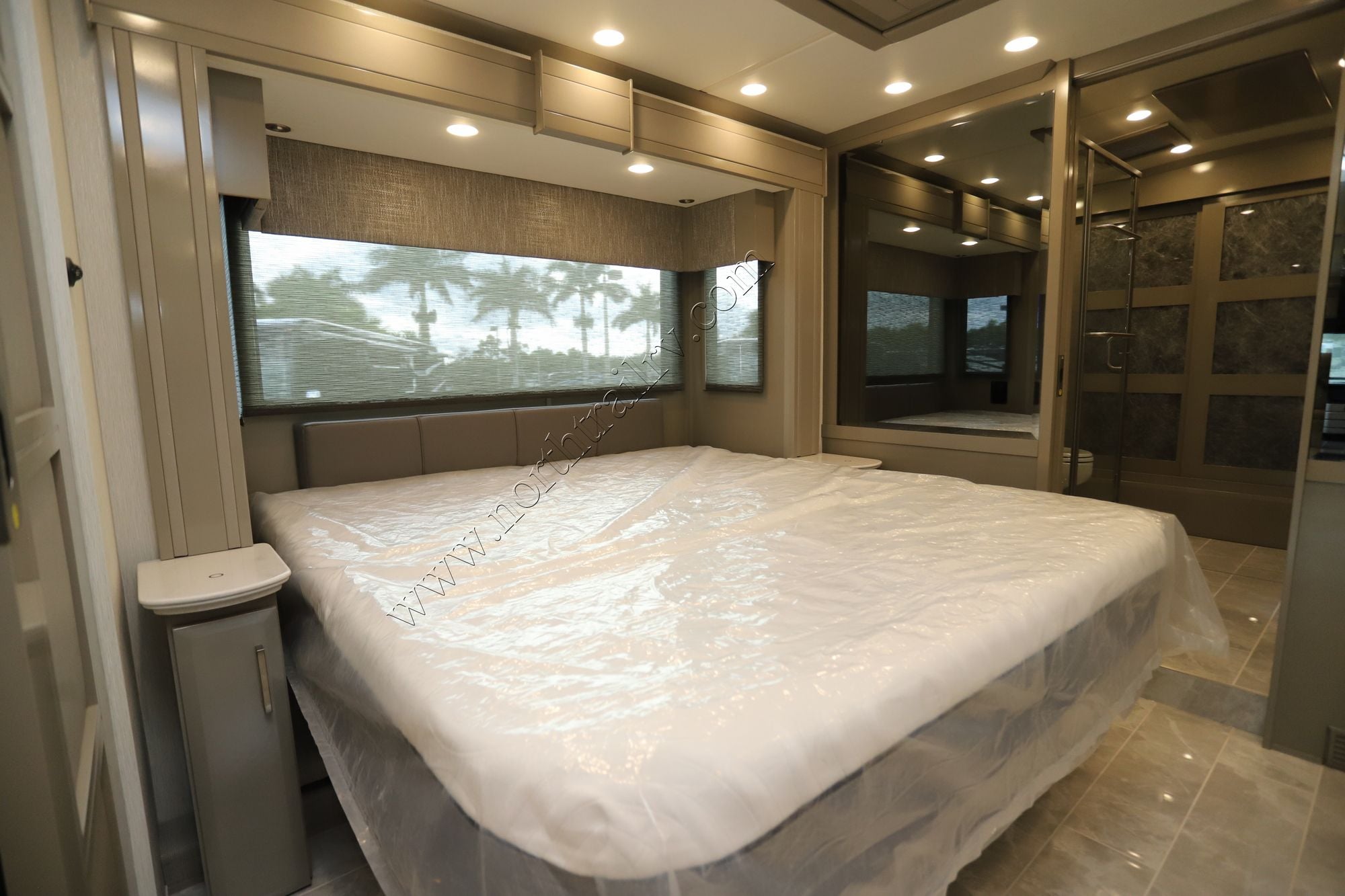 New 2026 Newmar Essex 4551 Class A  For Sale