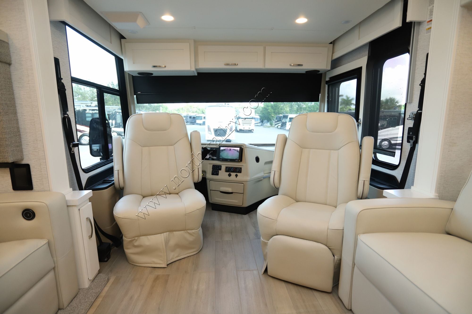 Used 2025 Newmar Northern Star 4037 Class A  For Sale