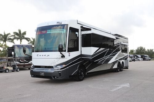2026 Newmar Essex 4551