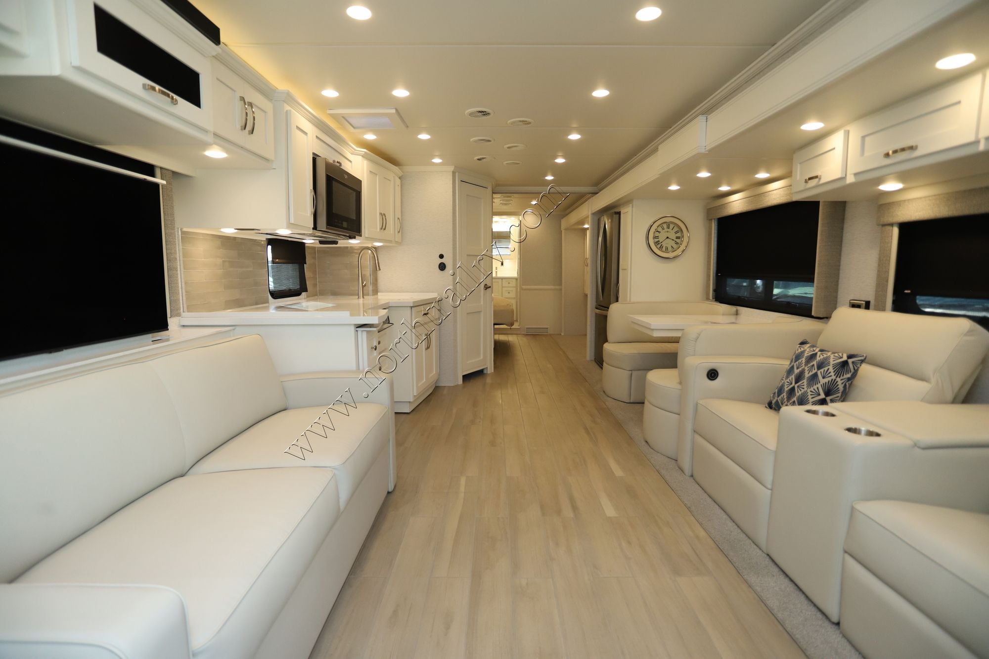 Used 2025 Newmar Northern Star 4037 Class A  For Sale