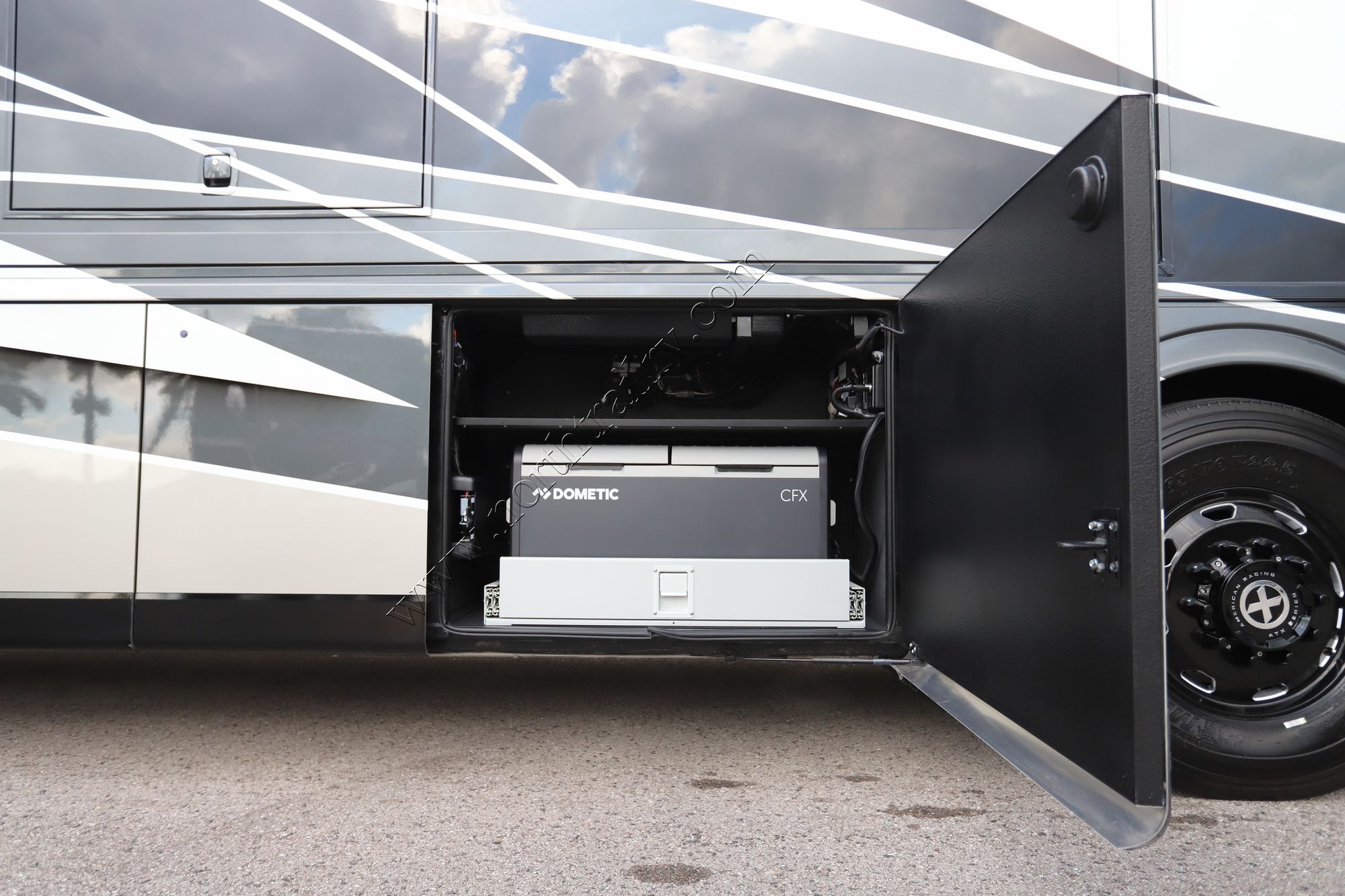 New 2026 Newmar Essex 4551 Class A  For Sale