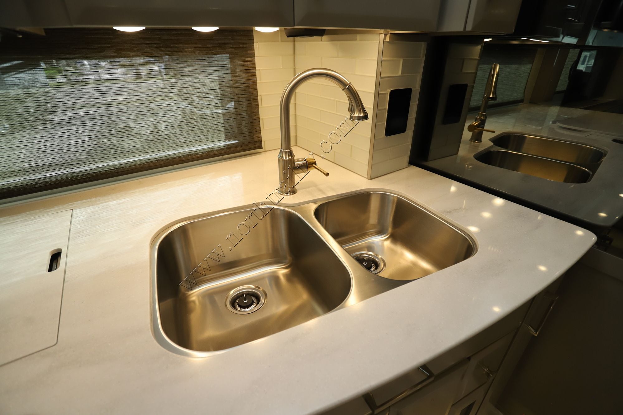 New 2026 Newmar Essex 4551 Class A  For Sale