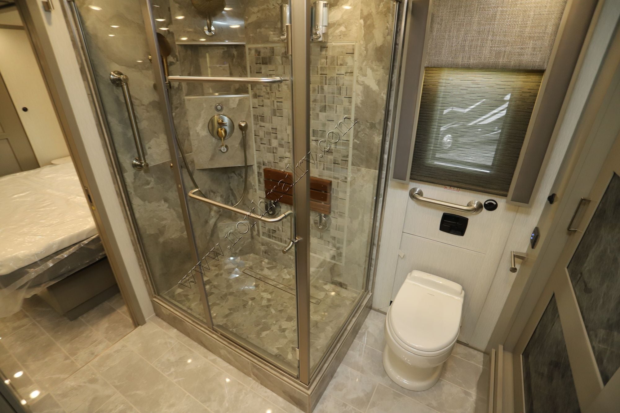 New 2026 Newmar Essex 4551 Class A  For Sale