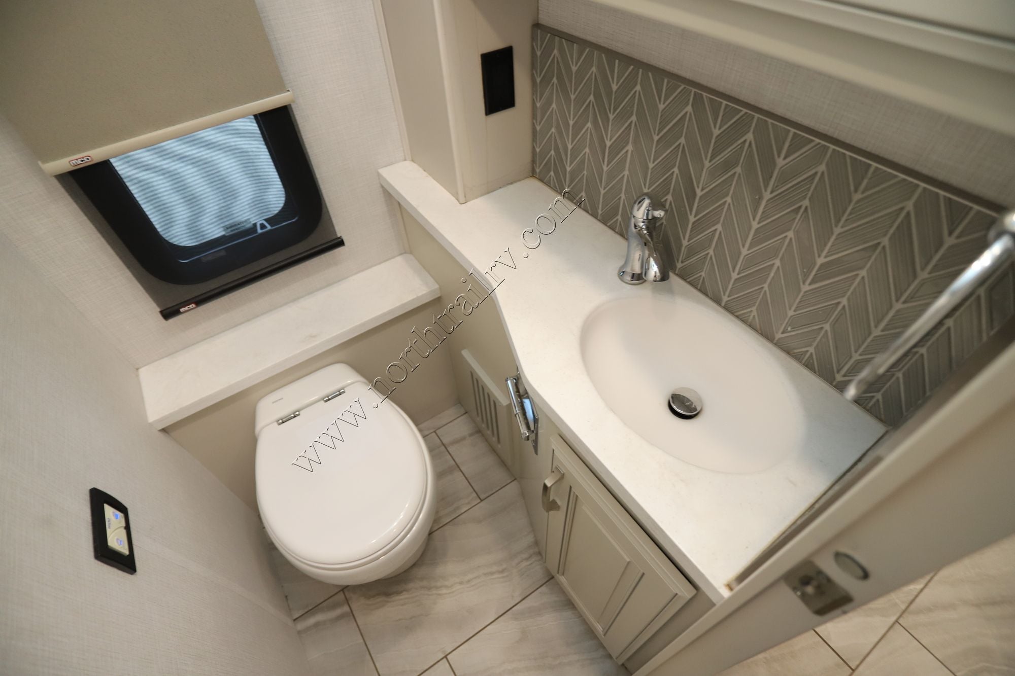 Used 2024 Holiday Rambler Armada 40M Class A  For Sale