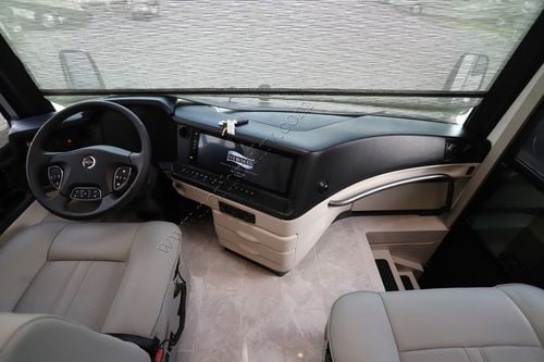 2026 Newmar Essex 4551