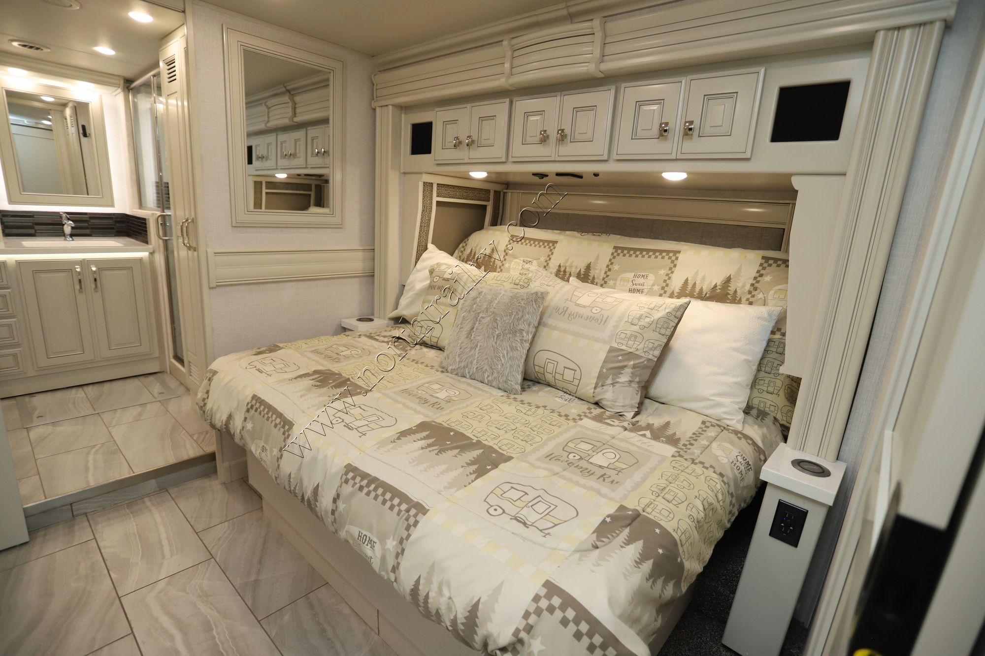 Used 2024 Holiday Rambler Armada 40M Class A  For Sale