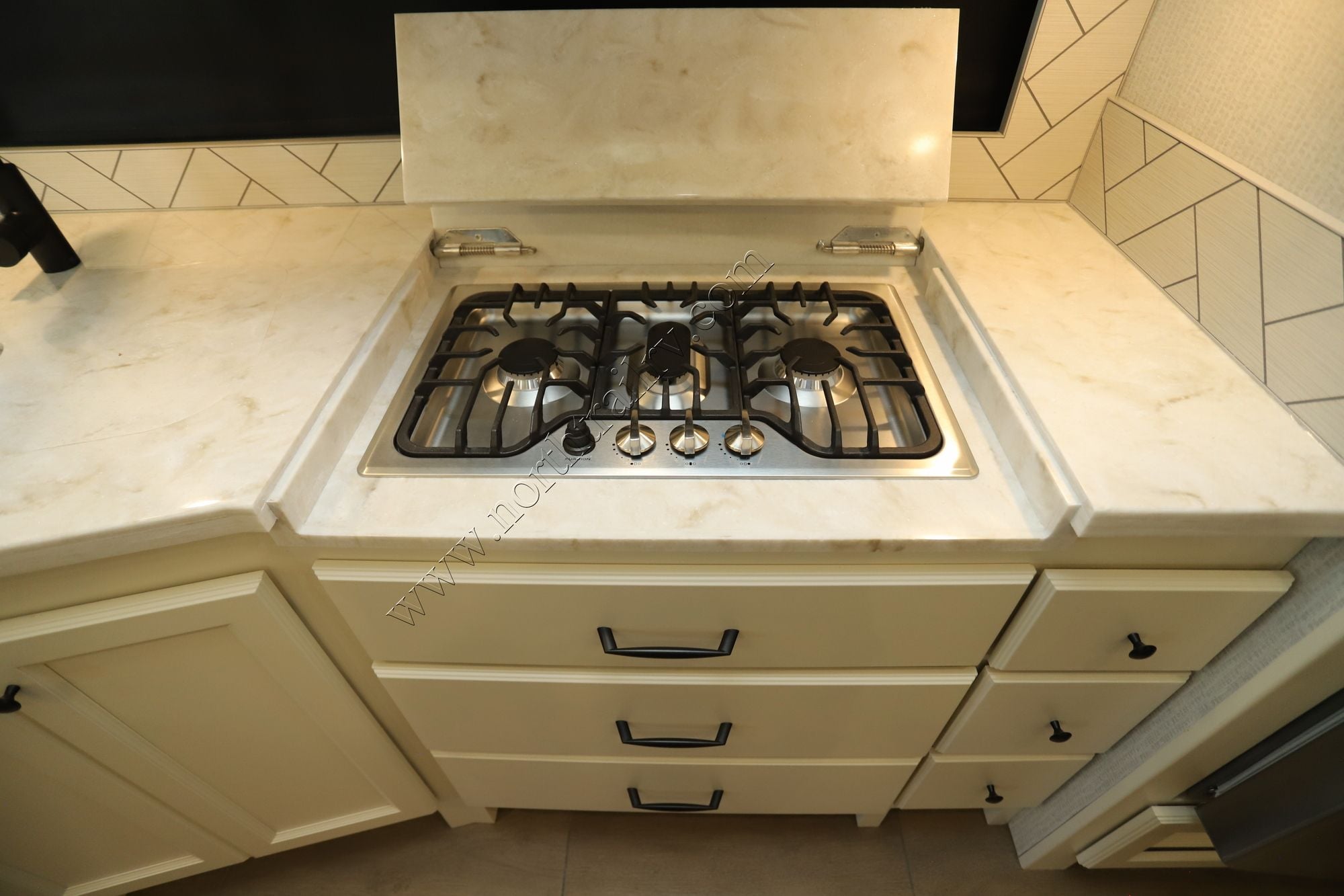 New 2026 Tiffin Motor Homes Allegro 32SA Class A  For Sale