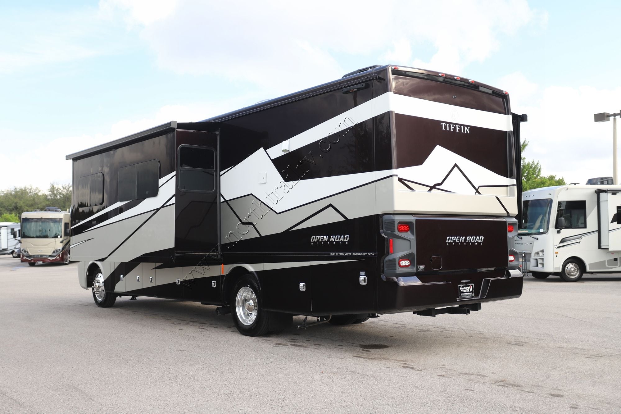 New 2026 Tiffin Motor Homes Allegro 32SA Class A  For Sale