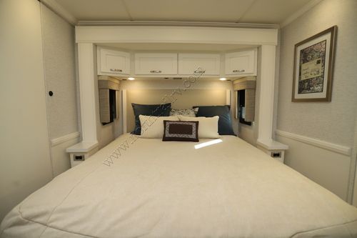 2025 Newmar Northern Star 4037