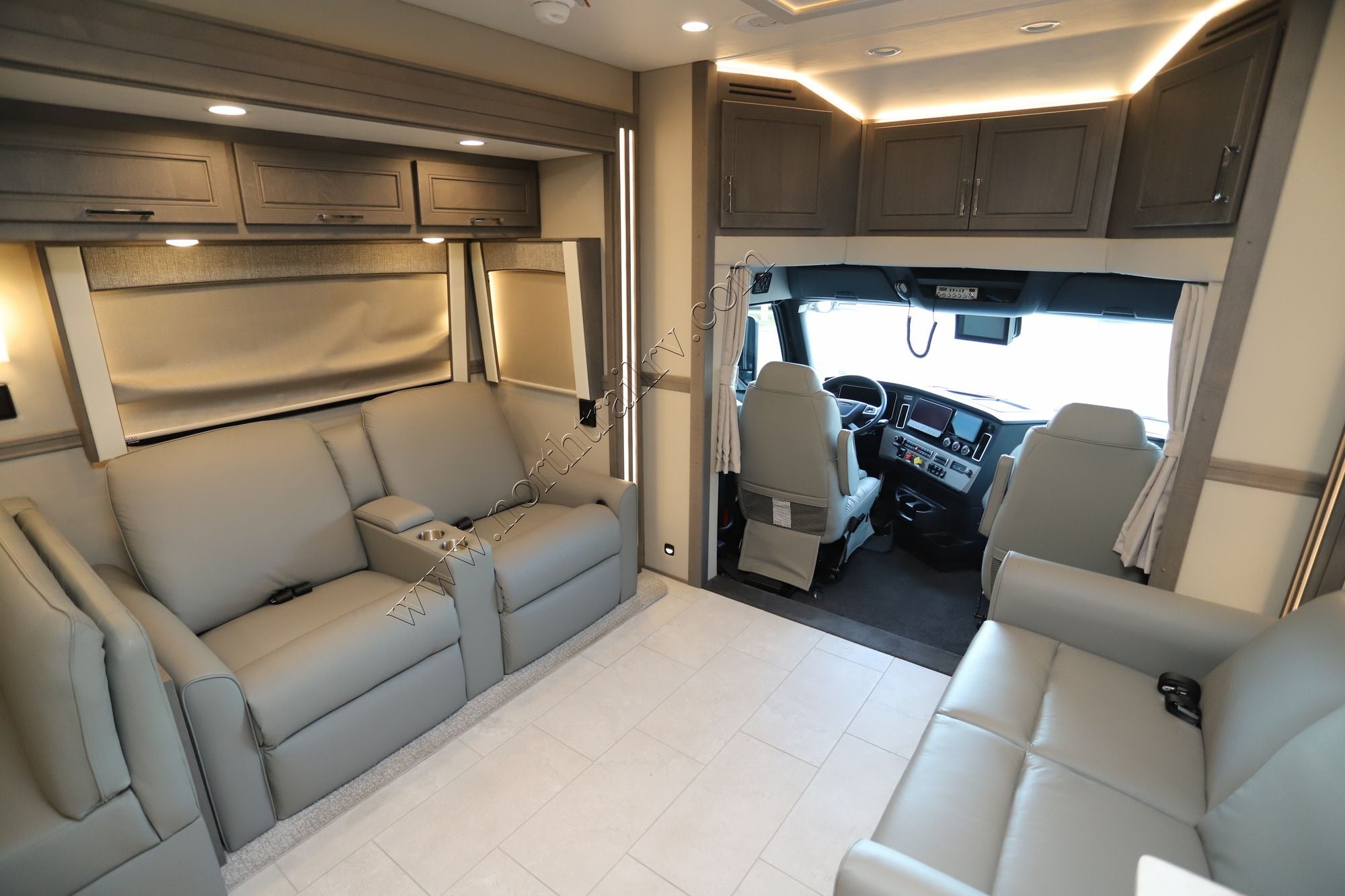 New 2026 Renegade Rv Xl 45DBM Super C  For Sale