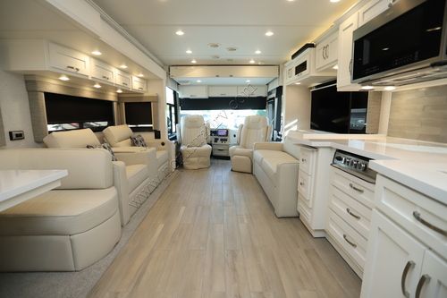 2025 Newmar Northern Star 4037