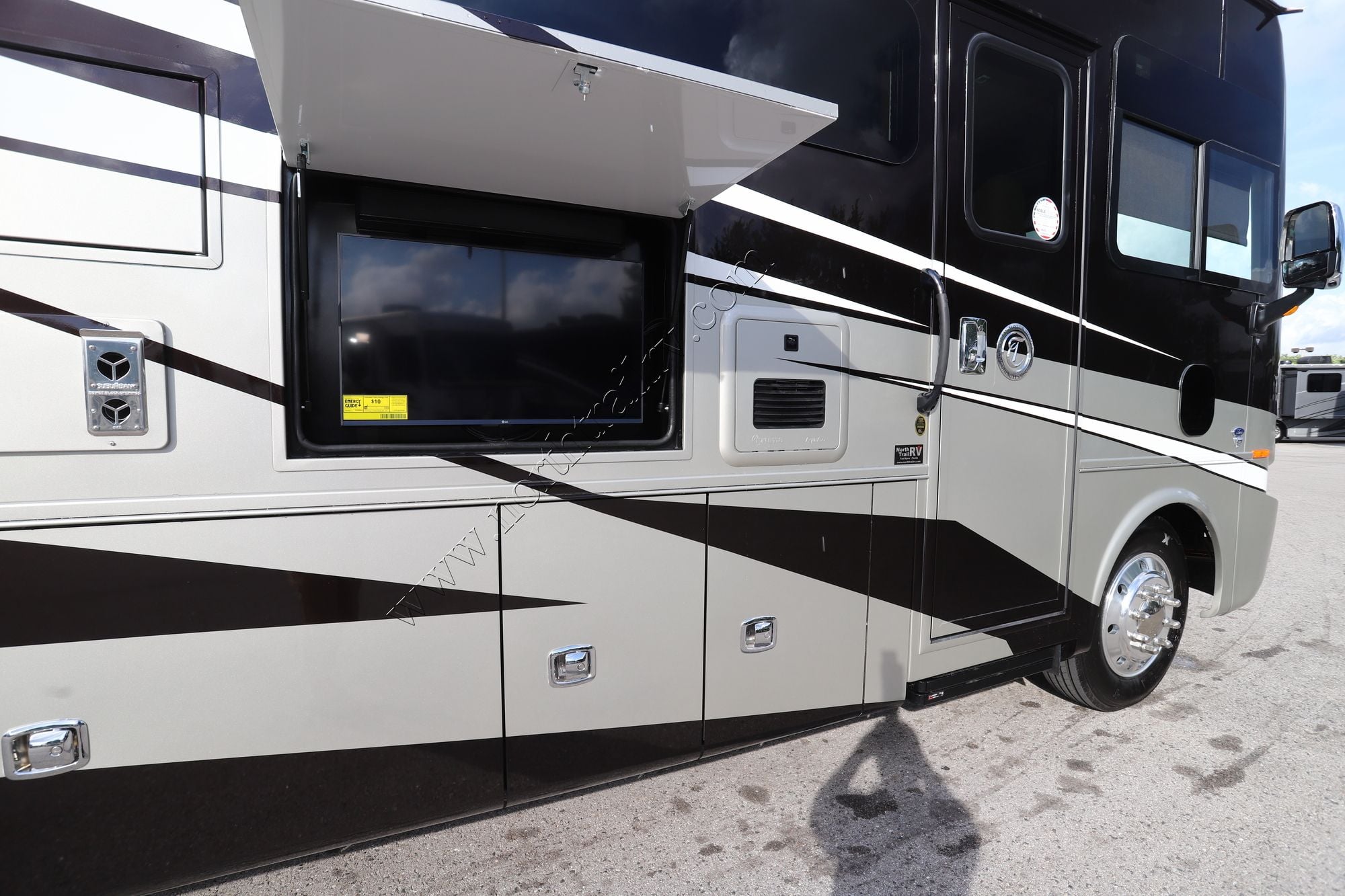 New 2026 Tiffin Motor Homes Allegro 32SA Class A  For Sale