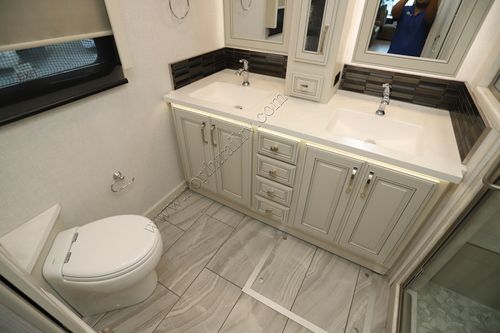 2024 Holiday Rambler Armada 40M