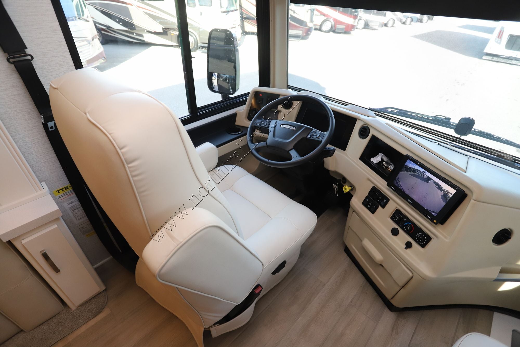 Used 2025 Newmar Northern Star 4037 Class A  For Sale