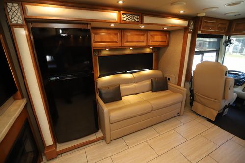 2019 Tiffin Motor Homes Breeze 31BR