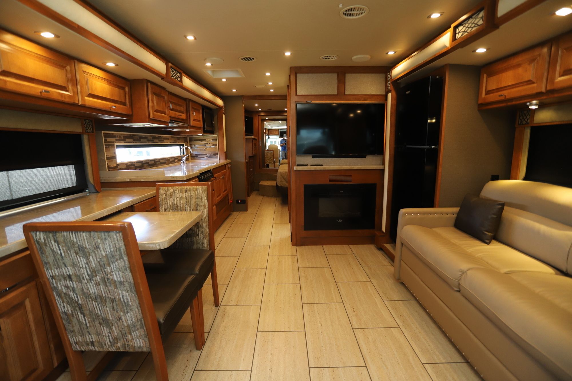 Used 2019 Tiffin Motor Homes Breeze 31BR Class A  For Sale